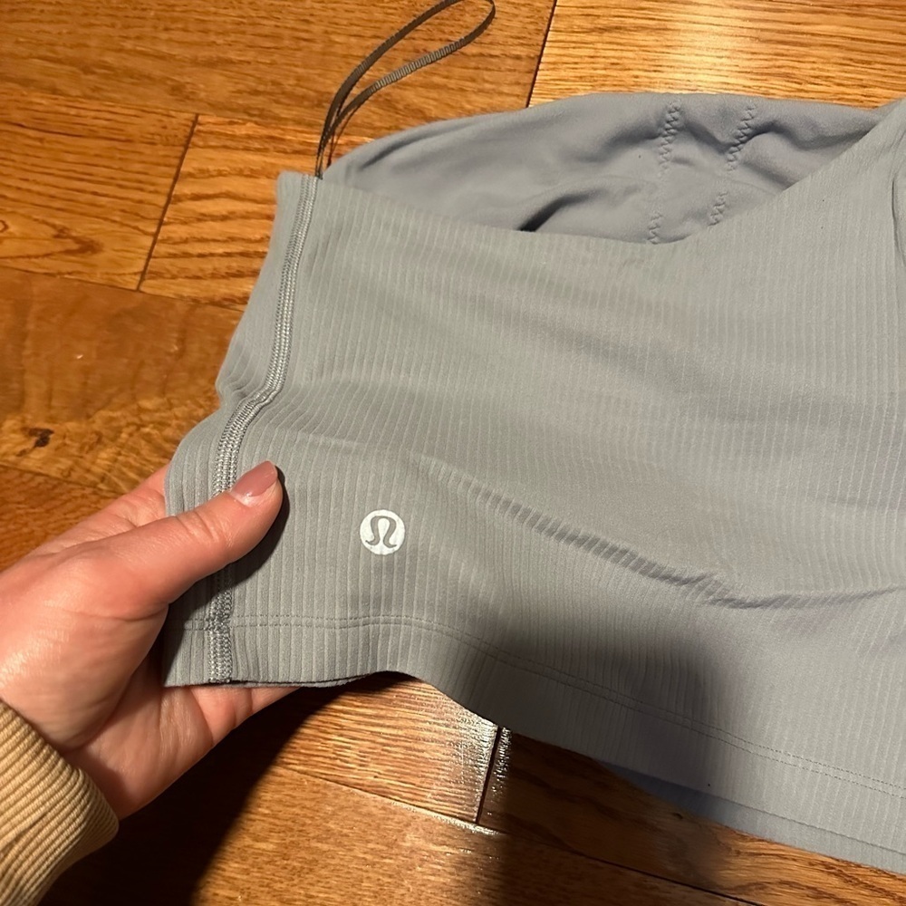 Lululemon yoga tank top - Picture 5 of 6